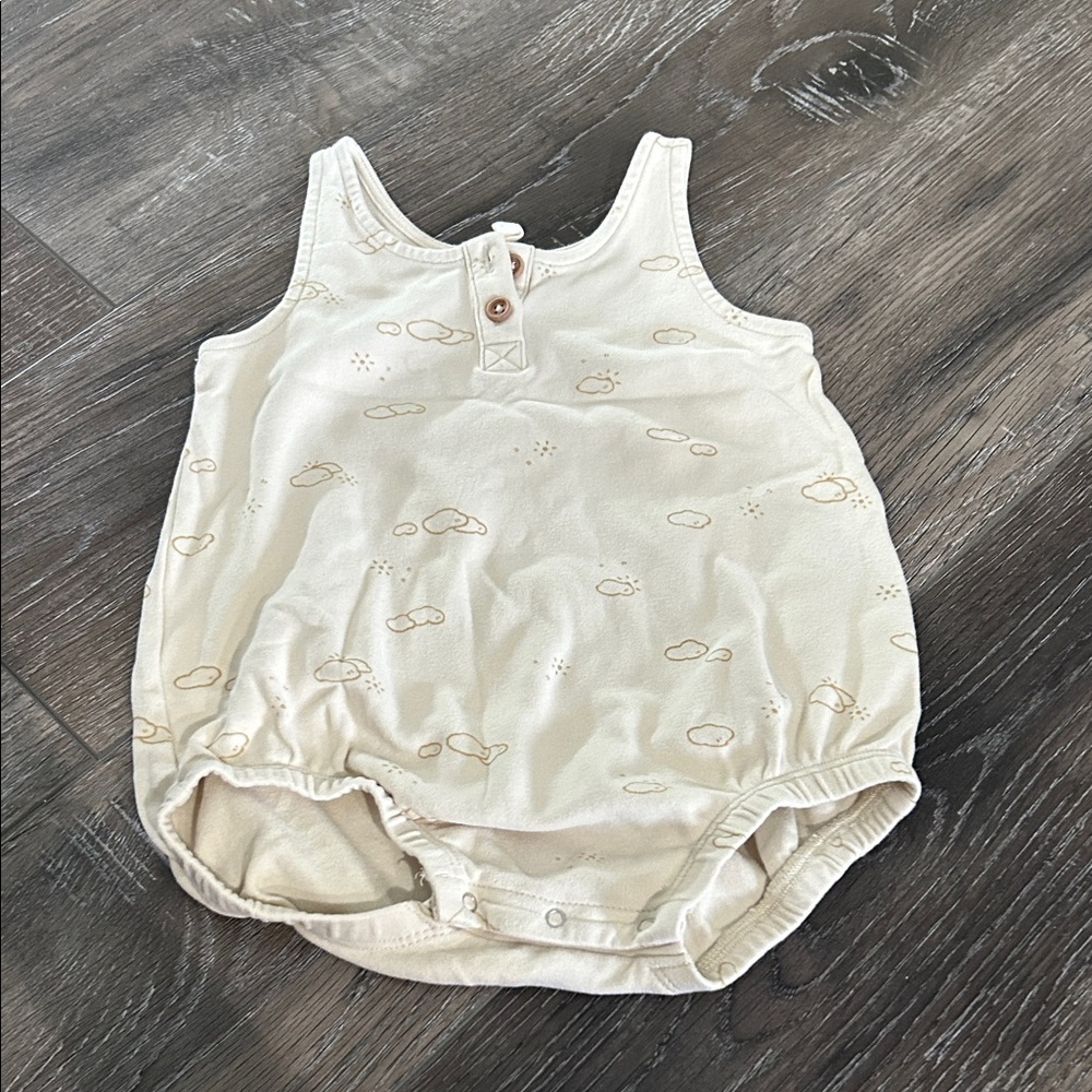 Quincy Mae Cream Baby Romper with Subtle Pattern
